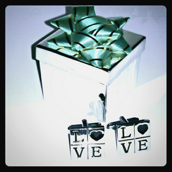 NEW Cufflinks: "L❤VE" - Makes the World Go 'Round! Stainless Steel. w/Gift Box. - Picture 2 of 4